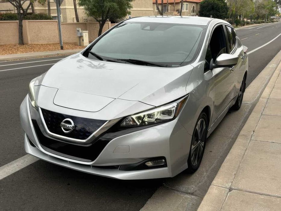 Nissan LEAF SL Plus      2020