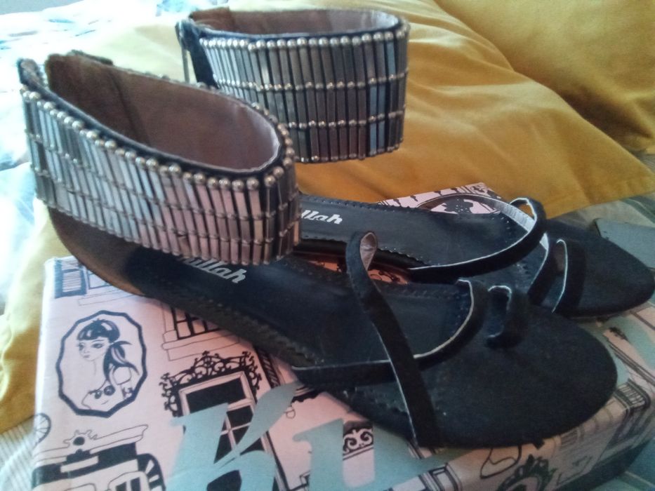 Sandálias rasas Killah Pretas 36