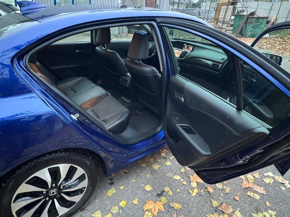 Honda Accord  гібрид