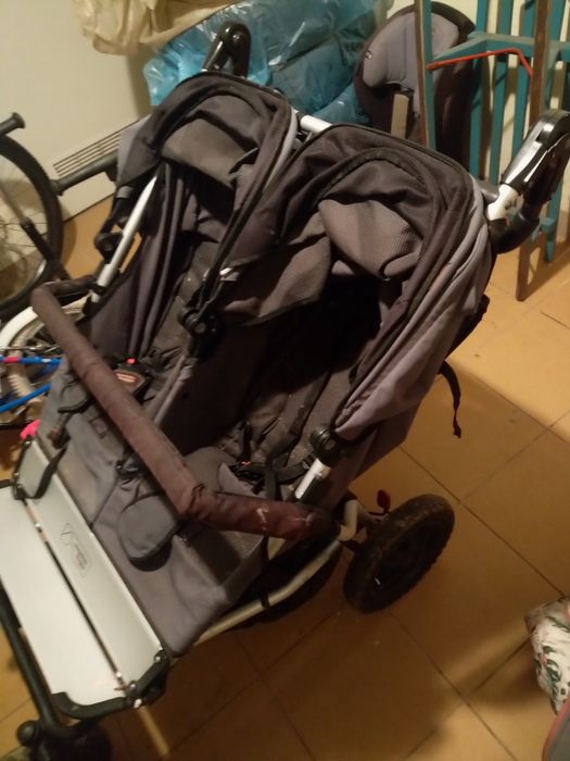 Mountain Buggy Duet | Wózek podwójny rok po roku / bliźniaczy