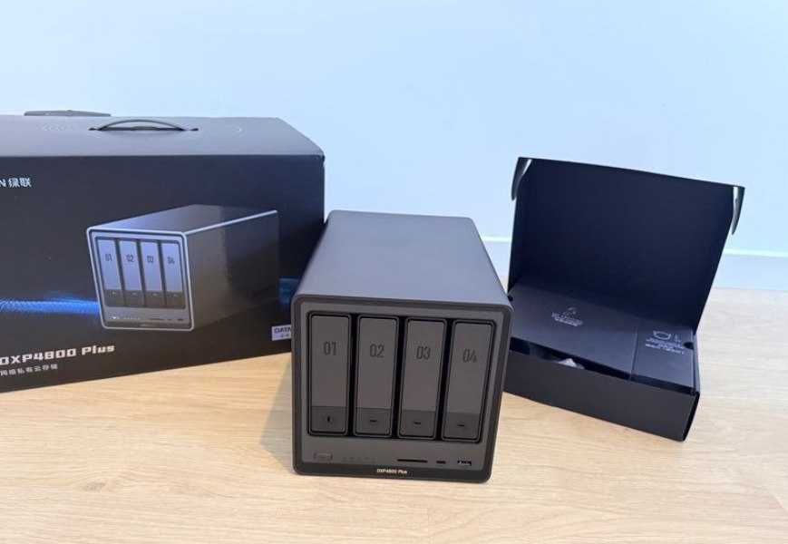 UGREEN NAS DXP4800 Plus + IronWolf 8 TB