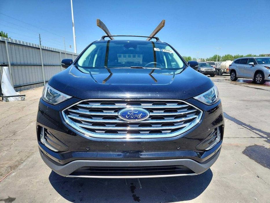 2022 Ford  Edge  TITANIUM