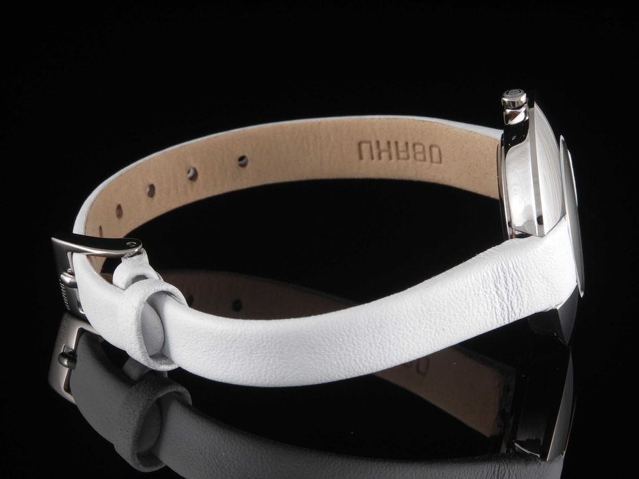 nowy zegarek marki OBAKU model V135LCIRW