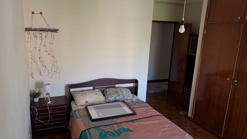 Quarto próximo centro de Viana