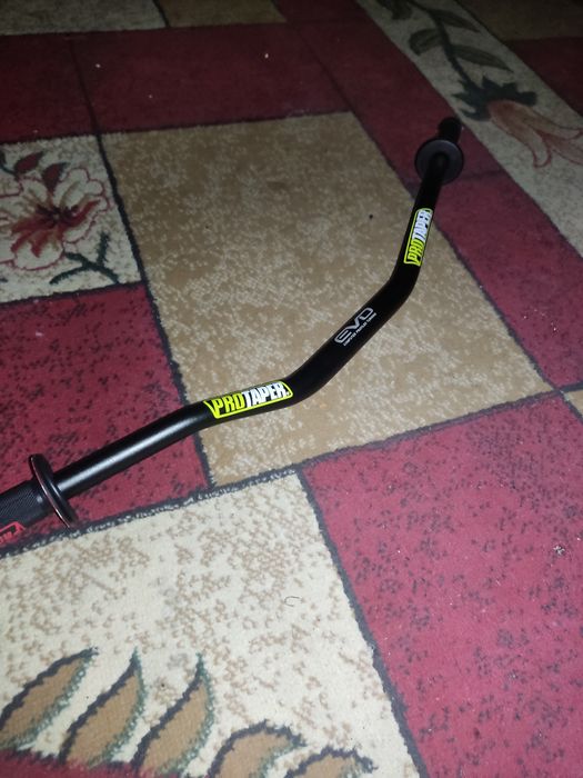 Руль , новий з гріпсами