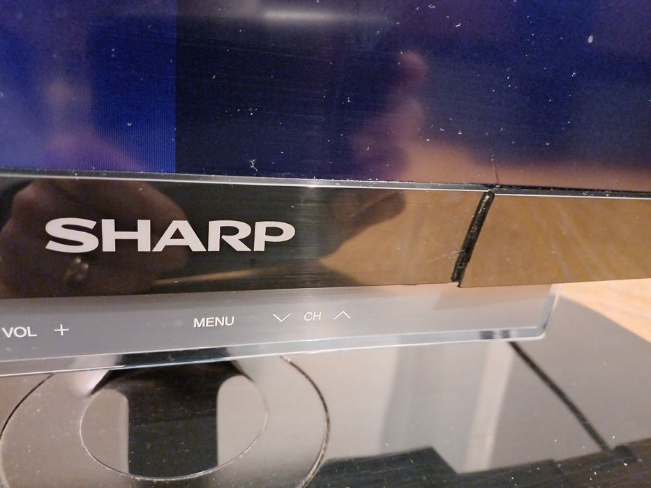 Sharp Aquos LC-40LE630E