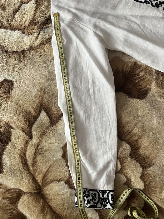 Продам чоловічу вишиту сорочку.