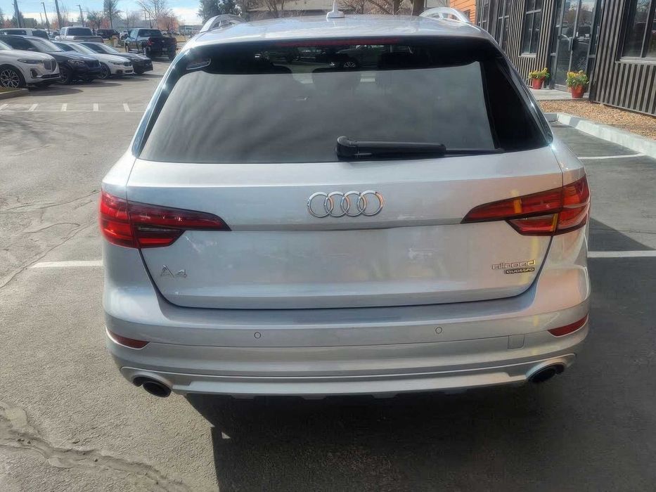 Audi A4 allroad 2.0T quattro Premium Plus      2019