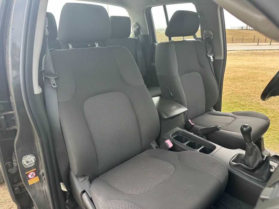 Nissan Navara D40 Double Cab 2.5 dCi 174 CV