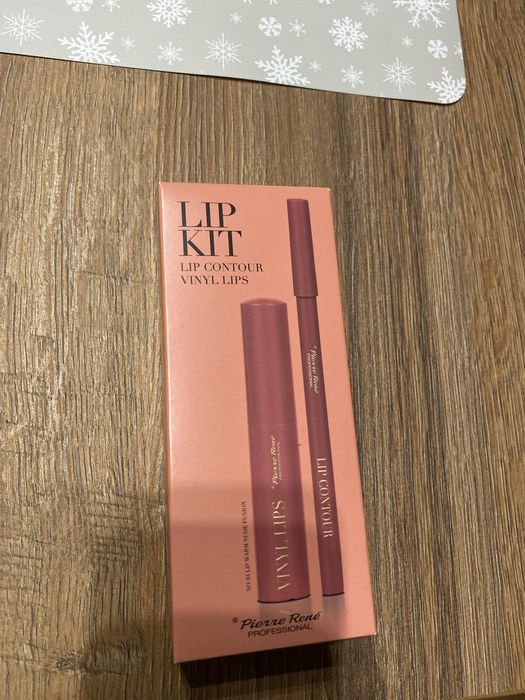 Lip Kit Lip Contour Vinyl Lips - warm nude fusion 04 - NOWE!