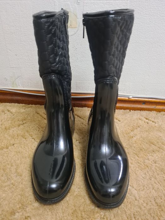 Сапоги жіночі резинові гума чорні на флісі 37 розмір