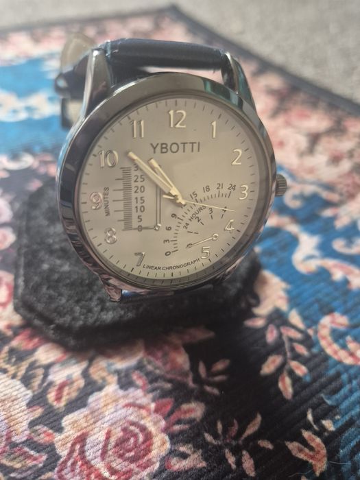 Nowy zegarek militarny w stylu lotniczym