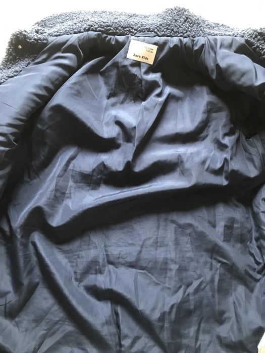 Casaco de pêlo encaracolado azul-marinho criança ZARA