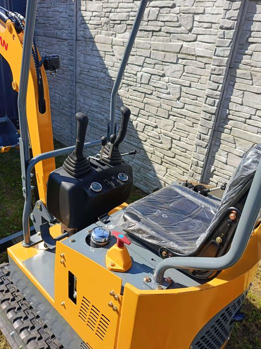 Nowa Minikoparka G-SHAN 1000kg+szybko złączka,trzy łyżki,ramię skrętne