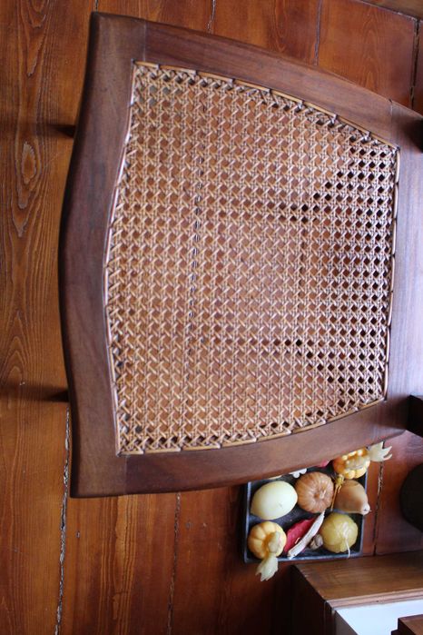 Cadeiras com assento em palhinha