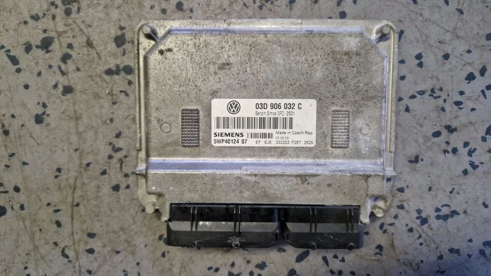VOLKSWAGEN POLO 9N 1.2 6V STEROWNIK SILNIKA  03D906032C