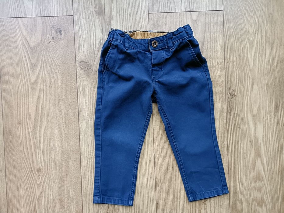 Spodnie chłopięce hm 86