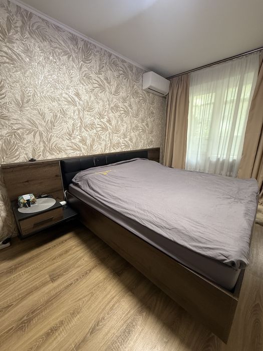 Ліжко Bellevue 180x200 + тумби, LED