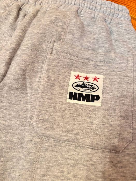 Шорти Corteiz в кольорах чорний та сірий