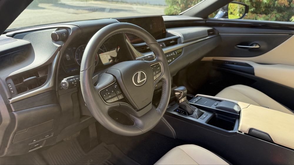 Оренда авто Lexus ES /аренда авто/авто в аренду/аренда машины