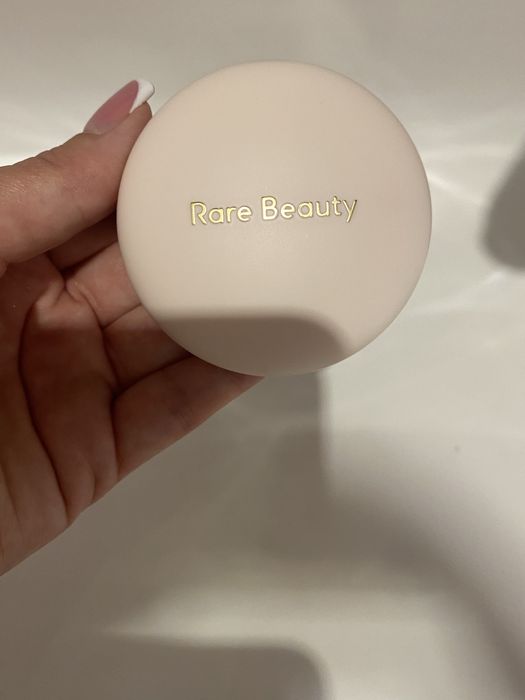 Румяна Rare Beauty Soft