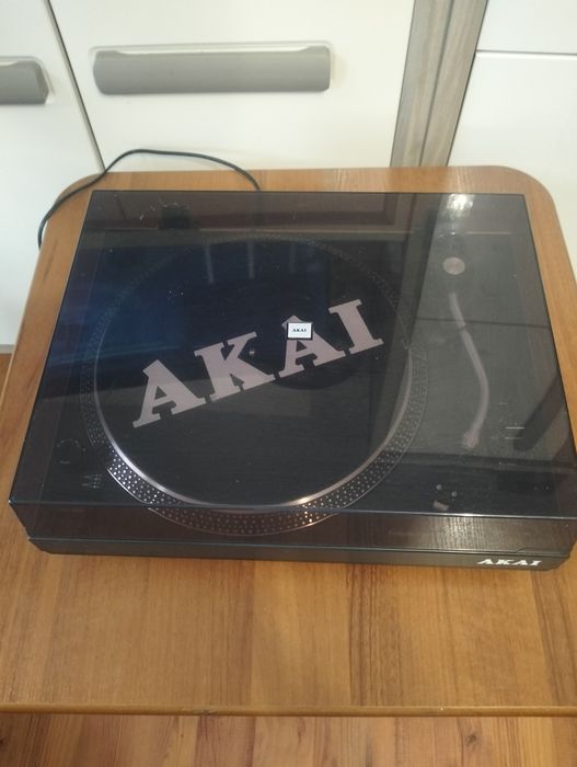 Gramofon AKAI TTA-05USB