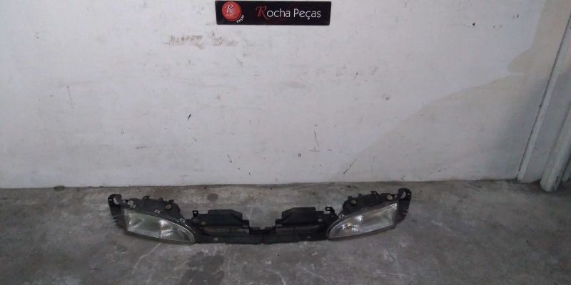 Ótica Esq Ford Mondeo Ii (Bap)