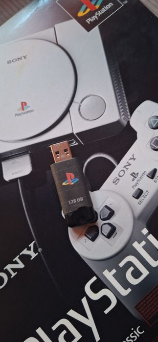 Zestaw do PlayStation Classic Mini kabel OTG hosta Pendrive 128Gb verb