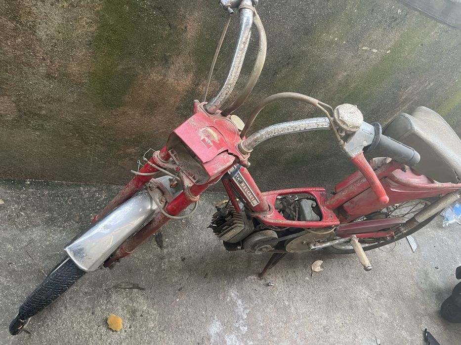 Mobilete peugeot 102 ano 1968