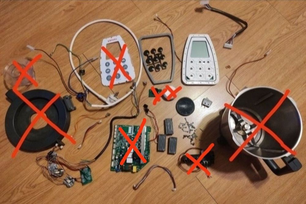 Ofereço conjunto peças Yammi 2