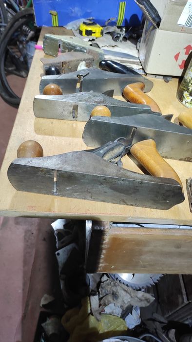 Рубанок стамеска бур топор ножевка