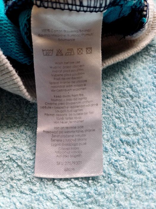 Zestaw chłopięcy spodnie plus dwie koszulki r. 68/74