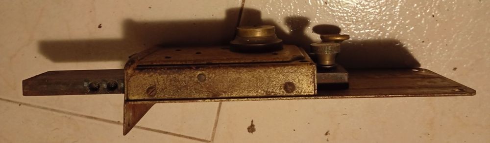 Fechadura Vintage de Segurança
