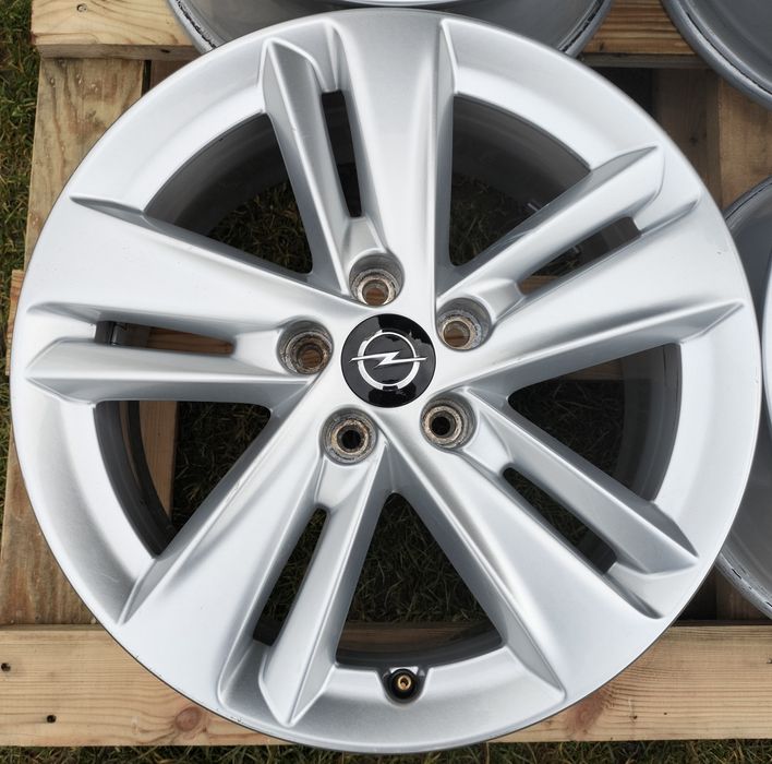 Felgi Oryginał Vivaro Proace Expert Jumpy Zafira Scudo 7x17 ET42 5x108