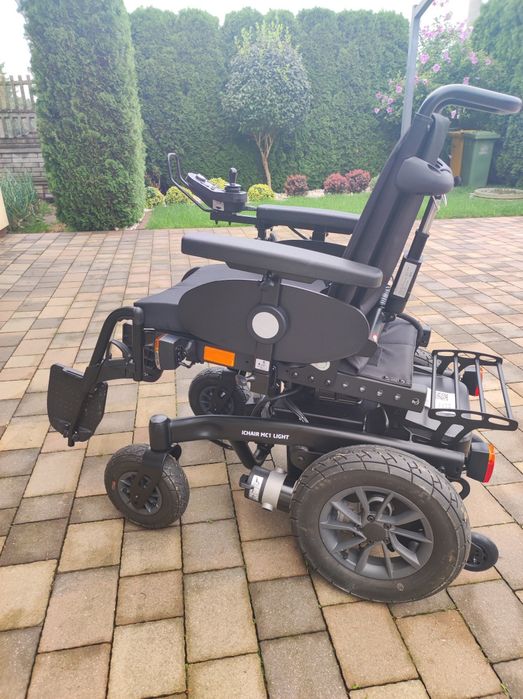 Nieuzywany wózek inwalidzki MEYRA o napędzie elektrycznym