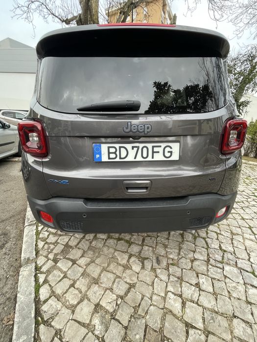 Renegade 4Xe Híbrido - 2021