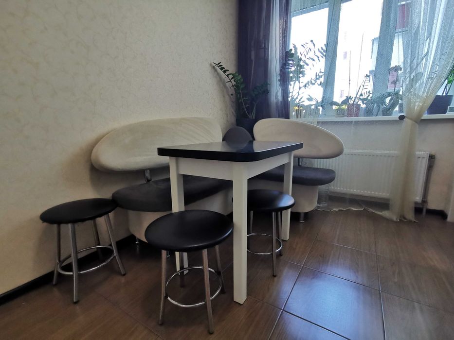 2 кімнатна квартира 67 м² з ремонтом і автономкою RD