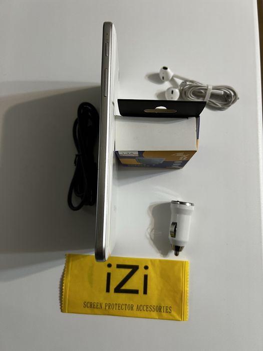 Планшет Samsung Galaxy Tab 3 SM-T211 добрий стан, повністю справний!