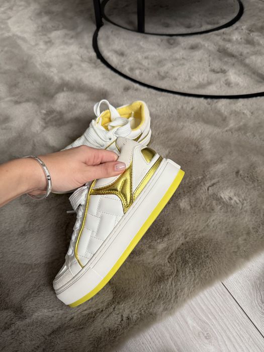 Нові кросівки kurt geiger, розмір 36