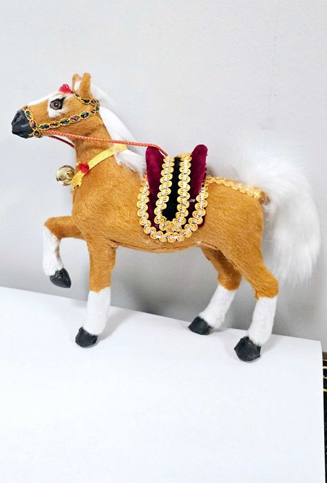 Ozdobna figurka konia