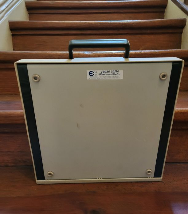 Máquina de escrever Vintage AEG Olympia Traveller de Luxe