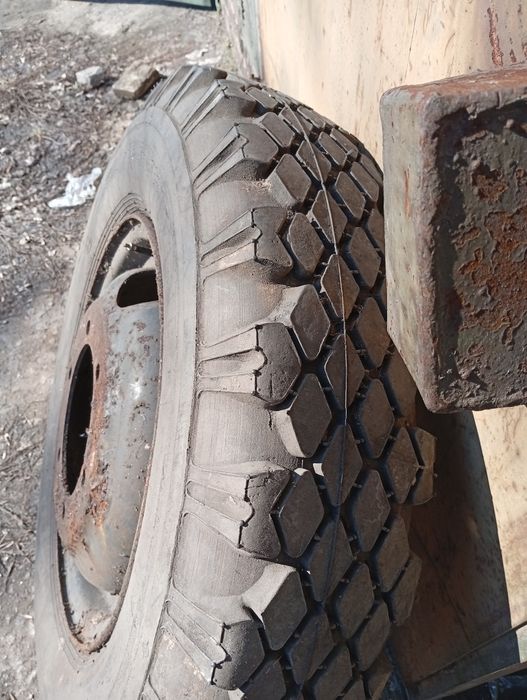 Продам 2 колиса на автомобиль Авиа06а 06