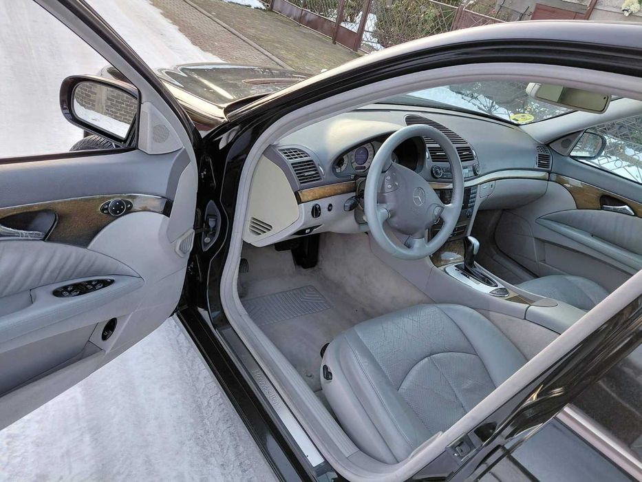 KULTOWY E500 5.0 v8 Mercedes w211 306KM piękny KLASYK!