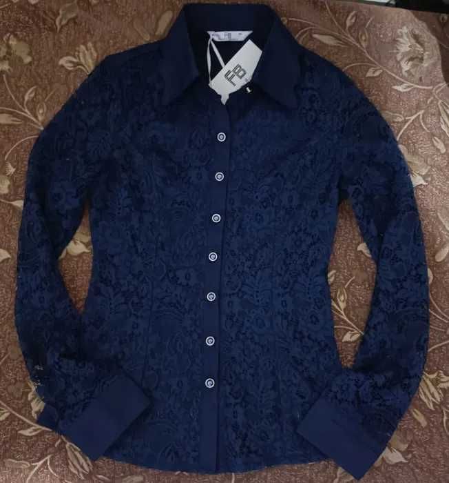 ВИШИВАНКА. Сорочка біла, червона. Блуза-сорочка синя.