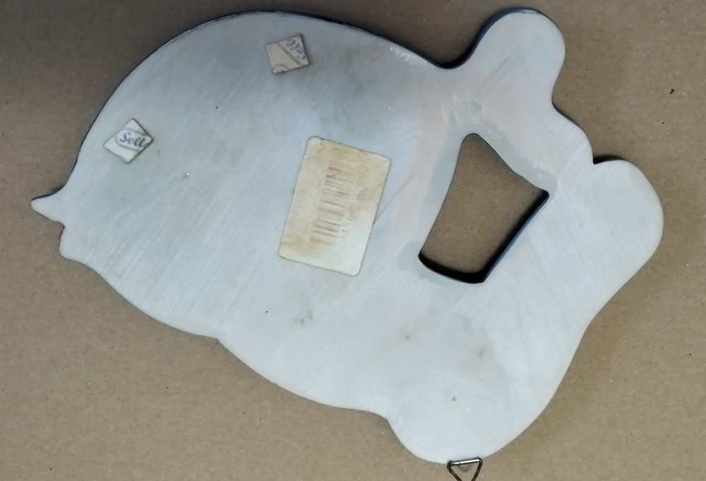 Antiga Estatueta em marfinite (chaveiro). (ver desconto no texto)