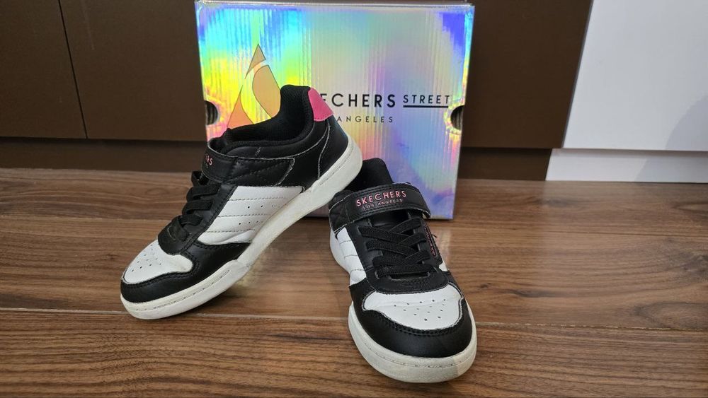 Кросівки/кеди Skechers