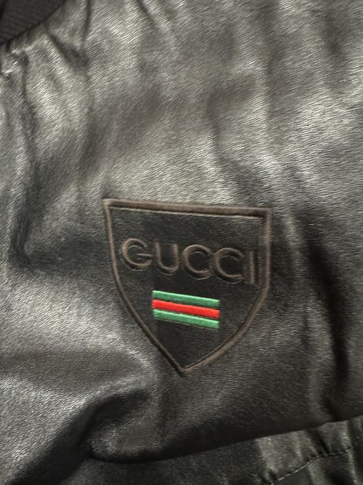 Продам куртку эко кожа на мальчика Gucci