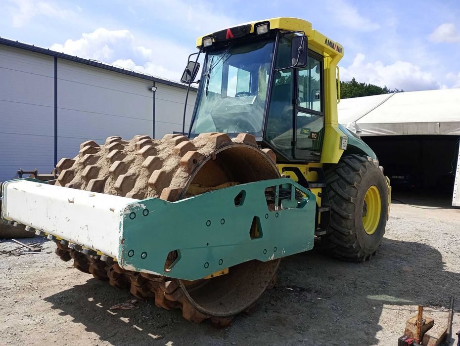 Bomag BW 151 AD-5 Walec tandemowy łamany na przegubie Wynajem walca