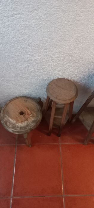 Suporte para vasos em madeira antigos