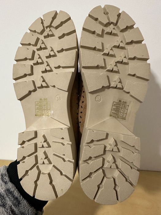Sapatos Beges / Camel Nº 38 Novos